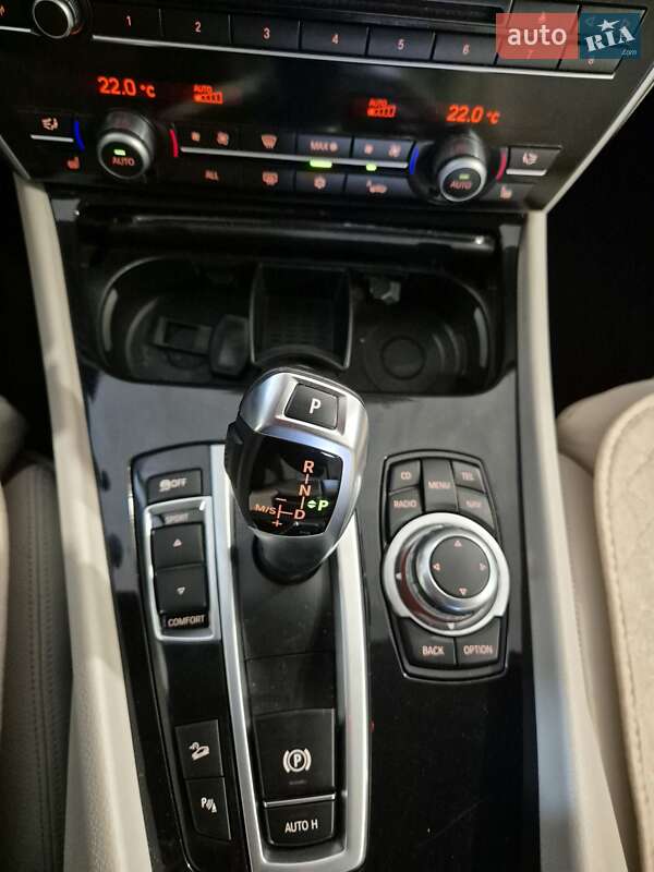 Ліфтбек BMW 5 Series GT 2012 в Дніпрі фото 19 Ліфтбек BMW 5 Series GT 2012 в Дніпрі