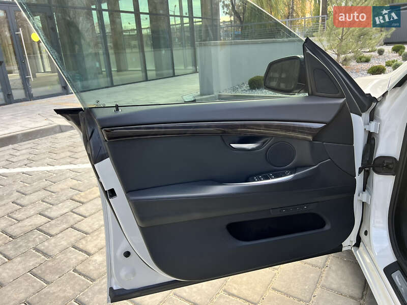 Лифтбек BMW 5 Series GT 2015 в Ровно