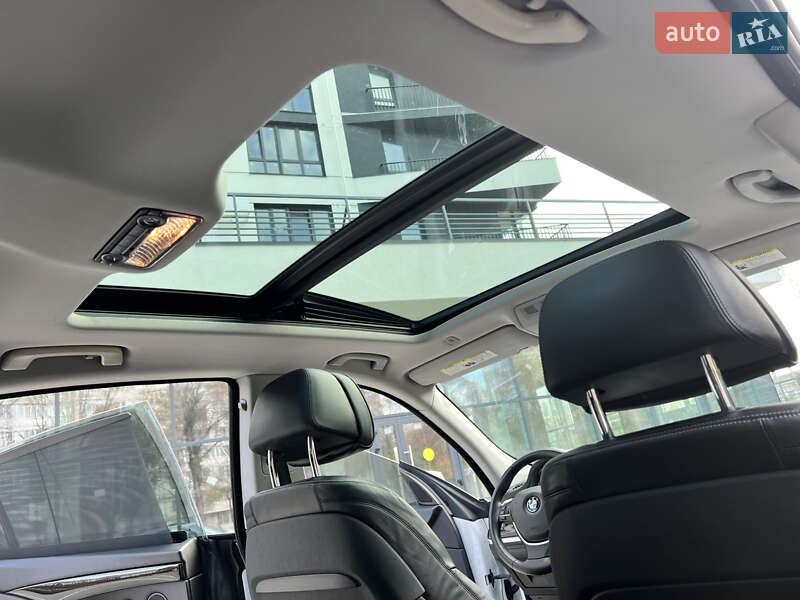 Лифтбек BMW 5 Series GT 2015 в Ровно