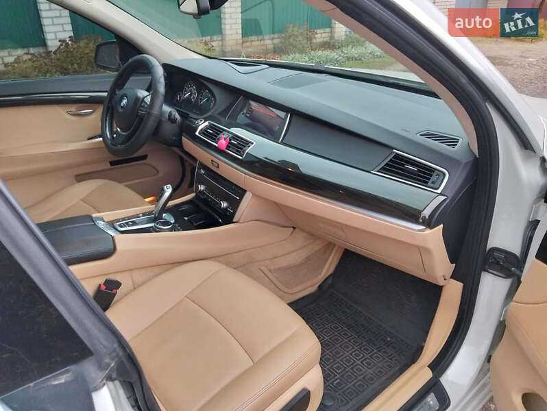 Лифтбек BMW 5 Series GT 2013 в Кропивницком фото 7 Лифтбек BMW 5 Series GT 2013 в Кропивницком