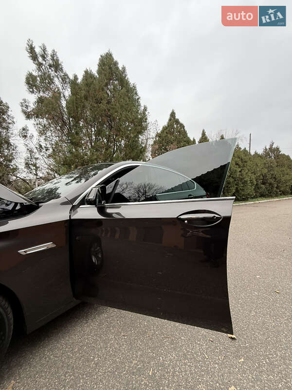 Лифтбек BMW 5 Series GT 2014 в Петропавловской Борщаговке