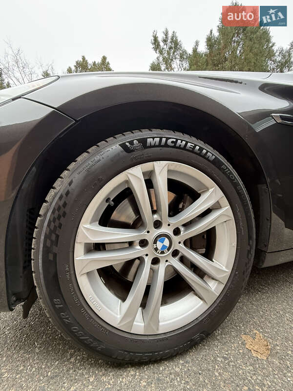 Лифтбек BMW 5 Series GT 2014 в Петропавловской Борщаговке