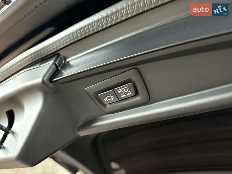 Лифтбек BMW 5 Series GT 2013 в Львове