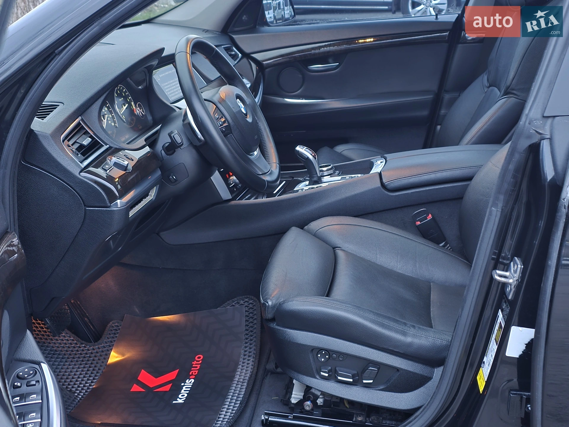 2010 BMW 5er - мініатюра 33