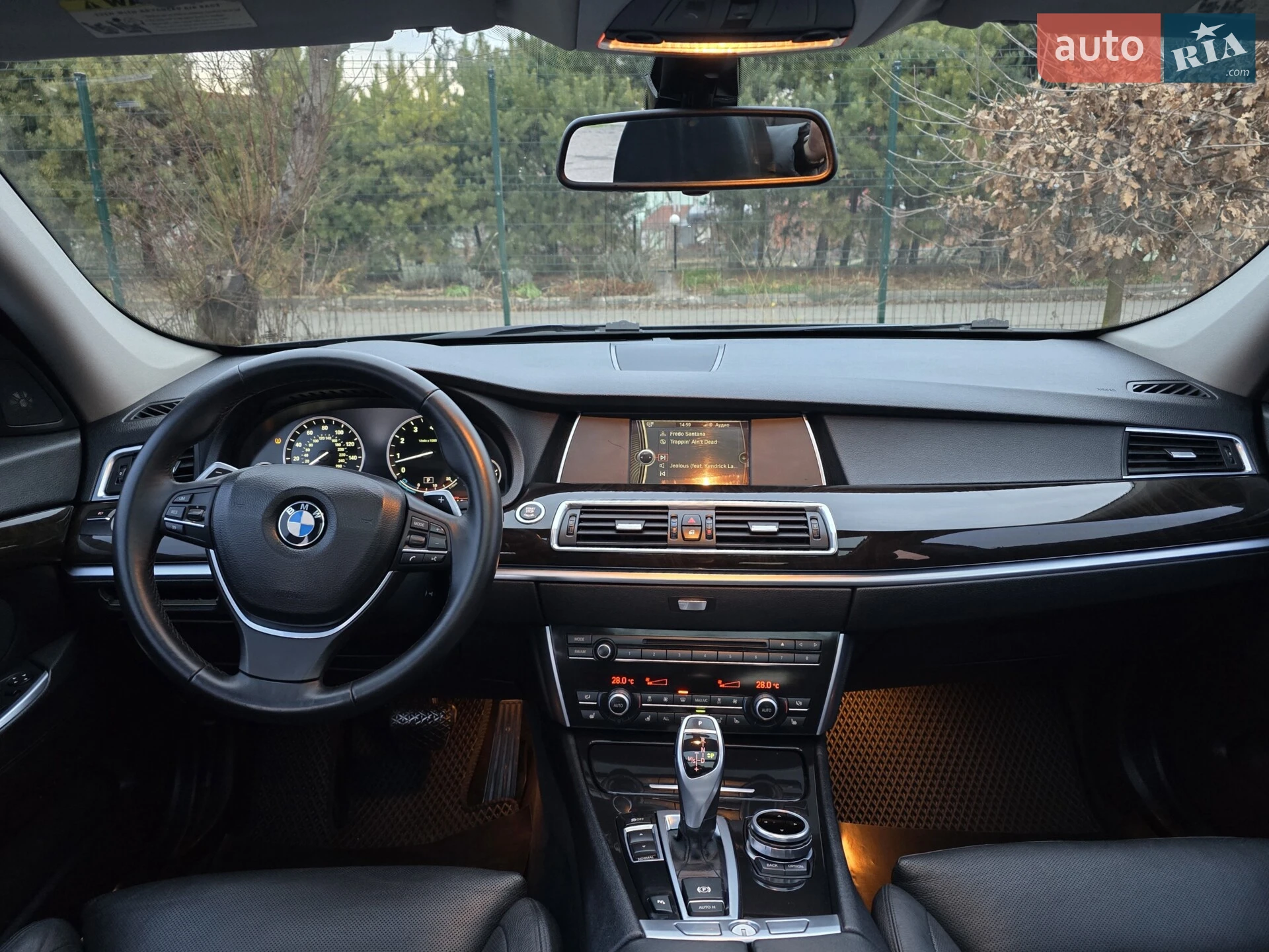 2010 BMW 5er - мініатюра 2