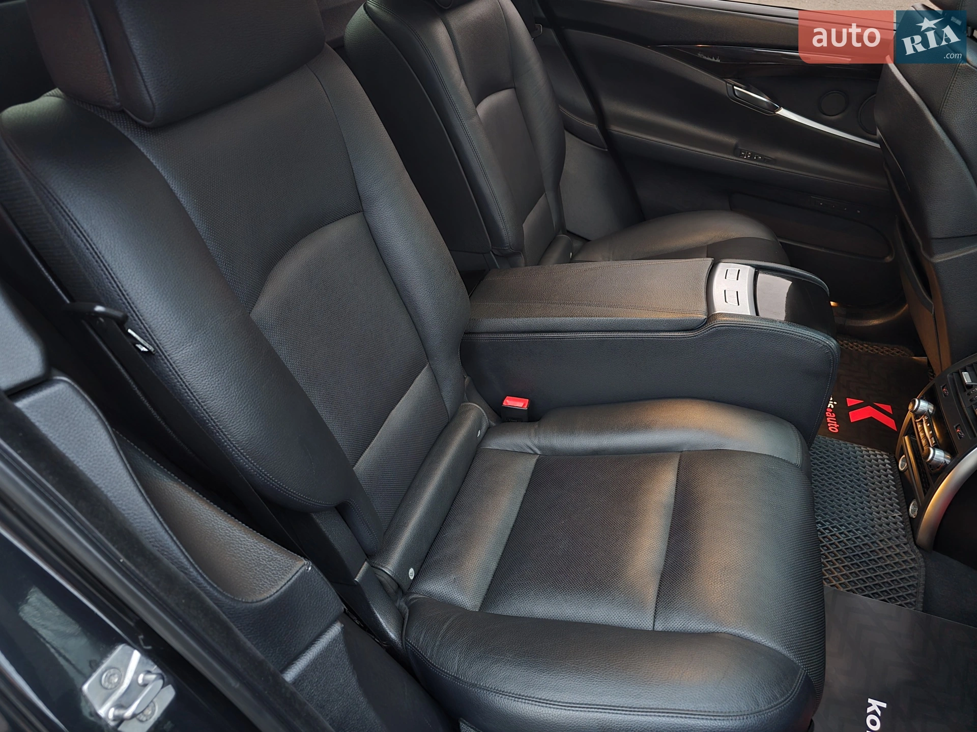 2010 BMW 5er - мініатюра 71