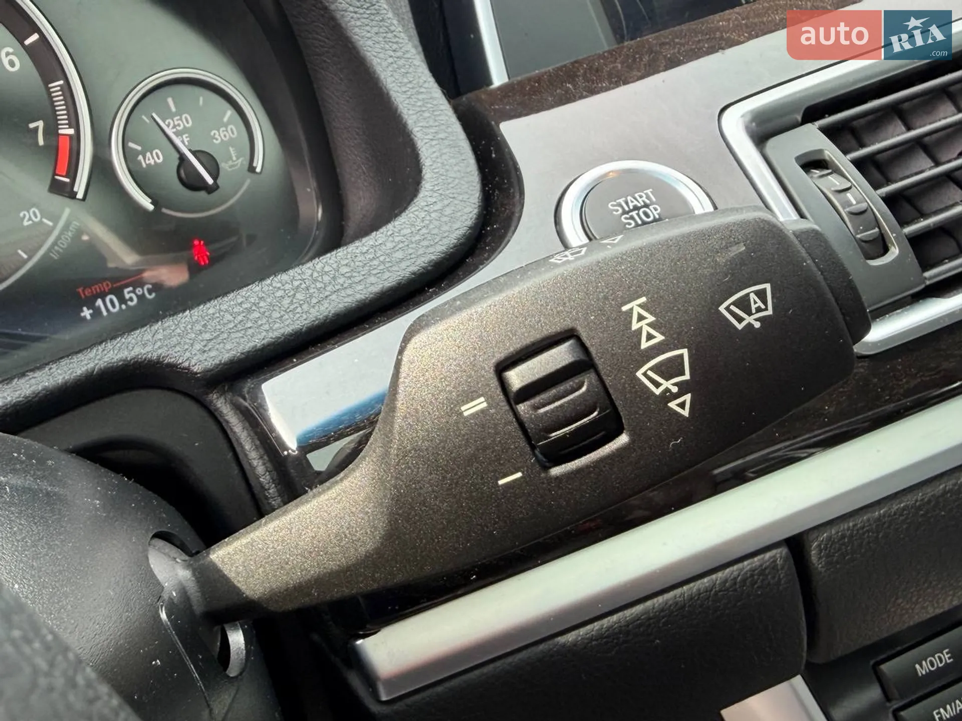 2012 BMW 5er - мініатюра 23