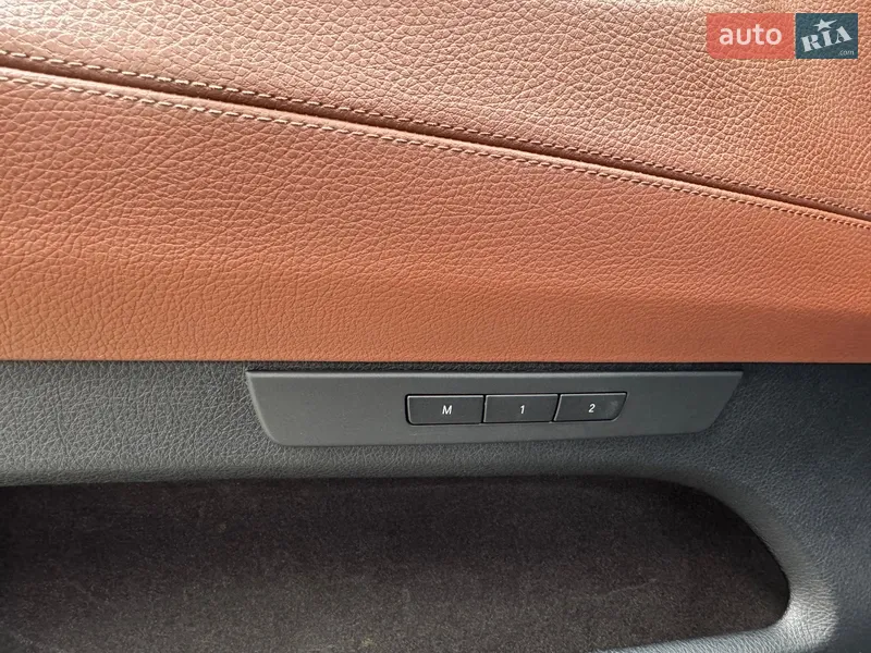 BMW 5 Series GT 2010 VIN WBASN61010C456712 фото оголошення 11 з 60