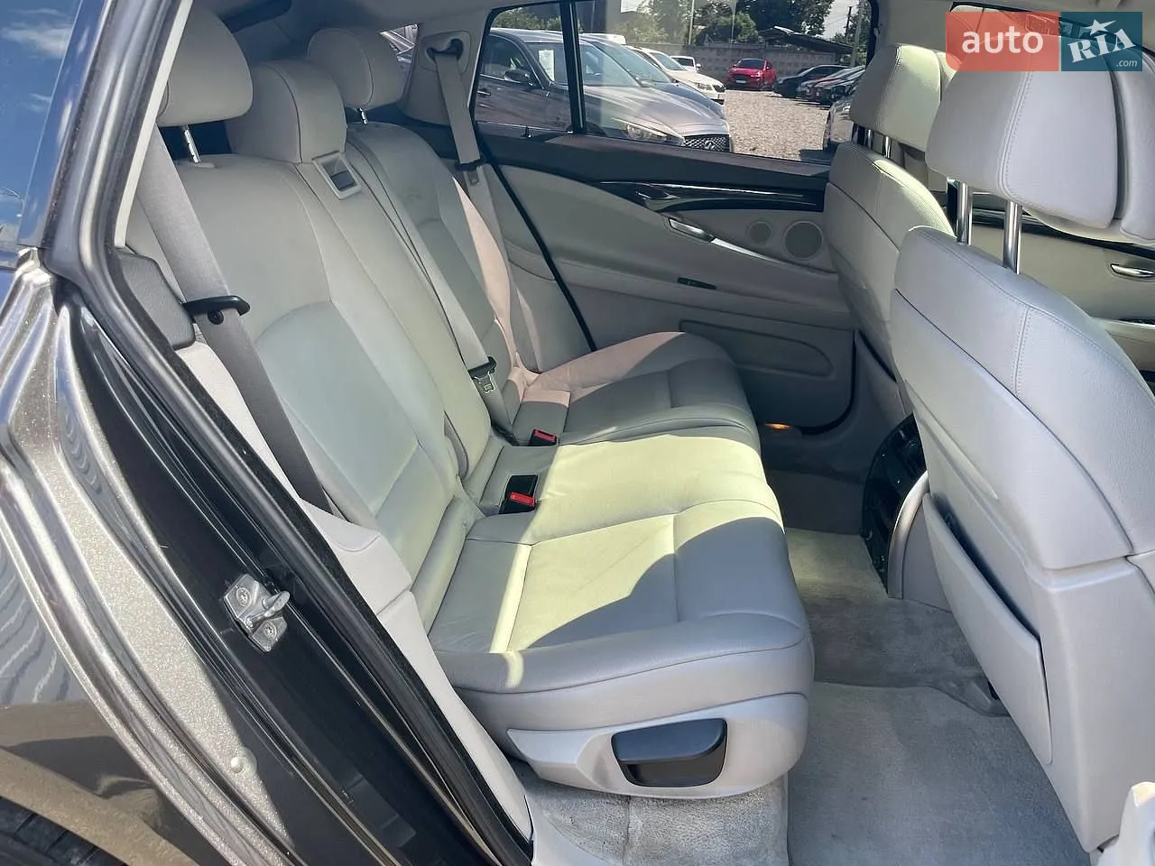 2010 BMW 5er - мініатюра 12