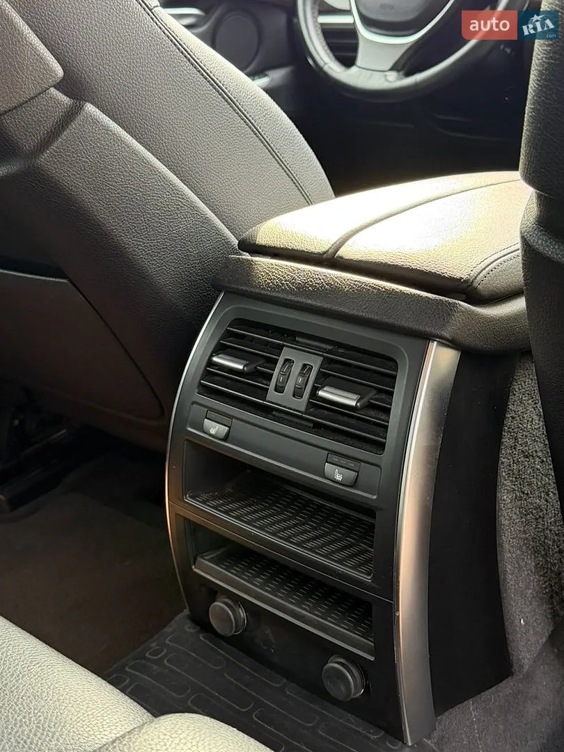 2016 BMW 5er - мініатюра 12