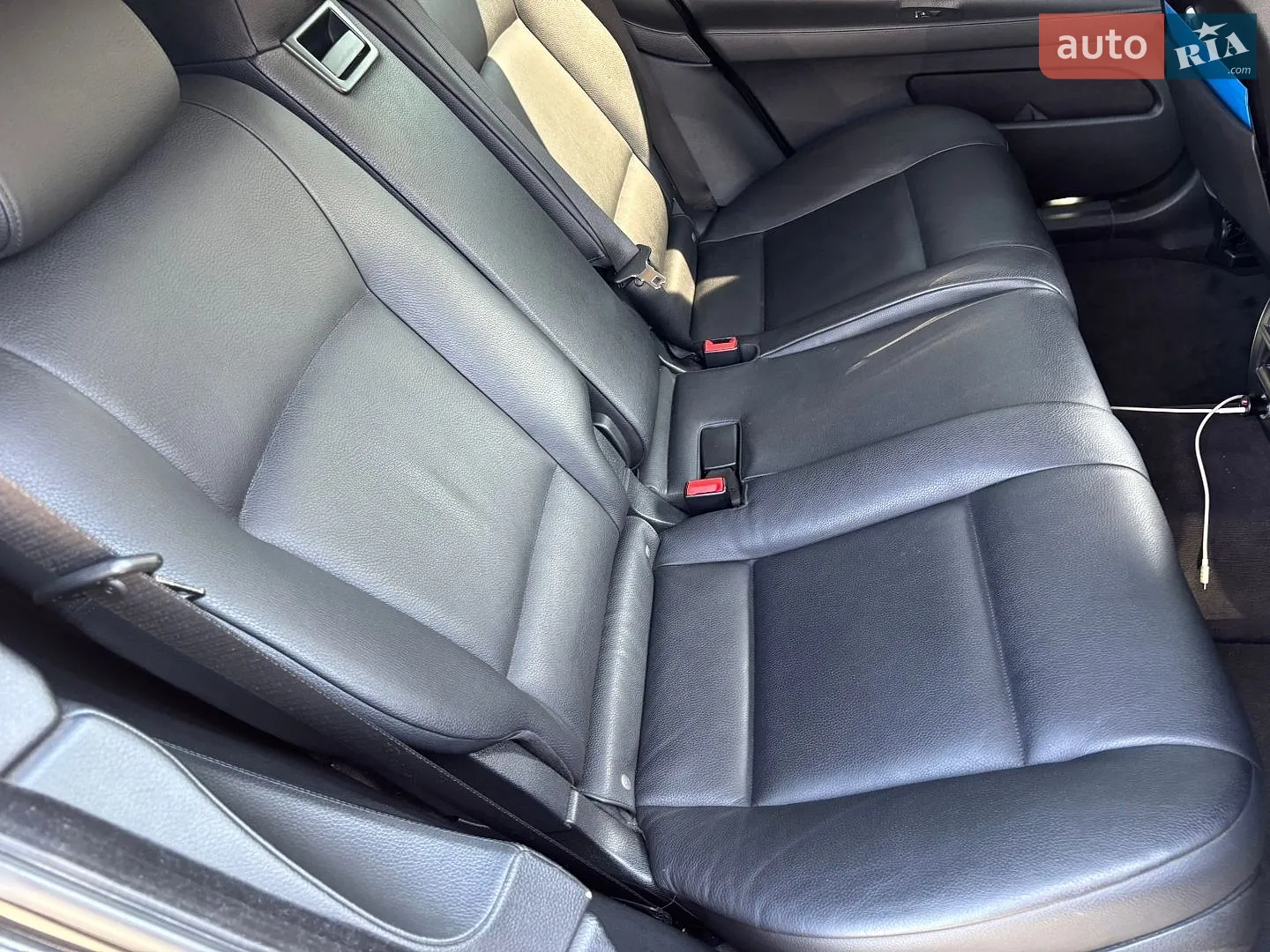 2011 BMW 5er - мініатюра 18