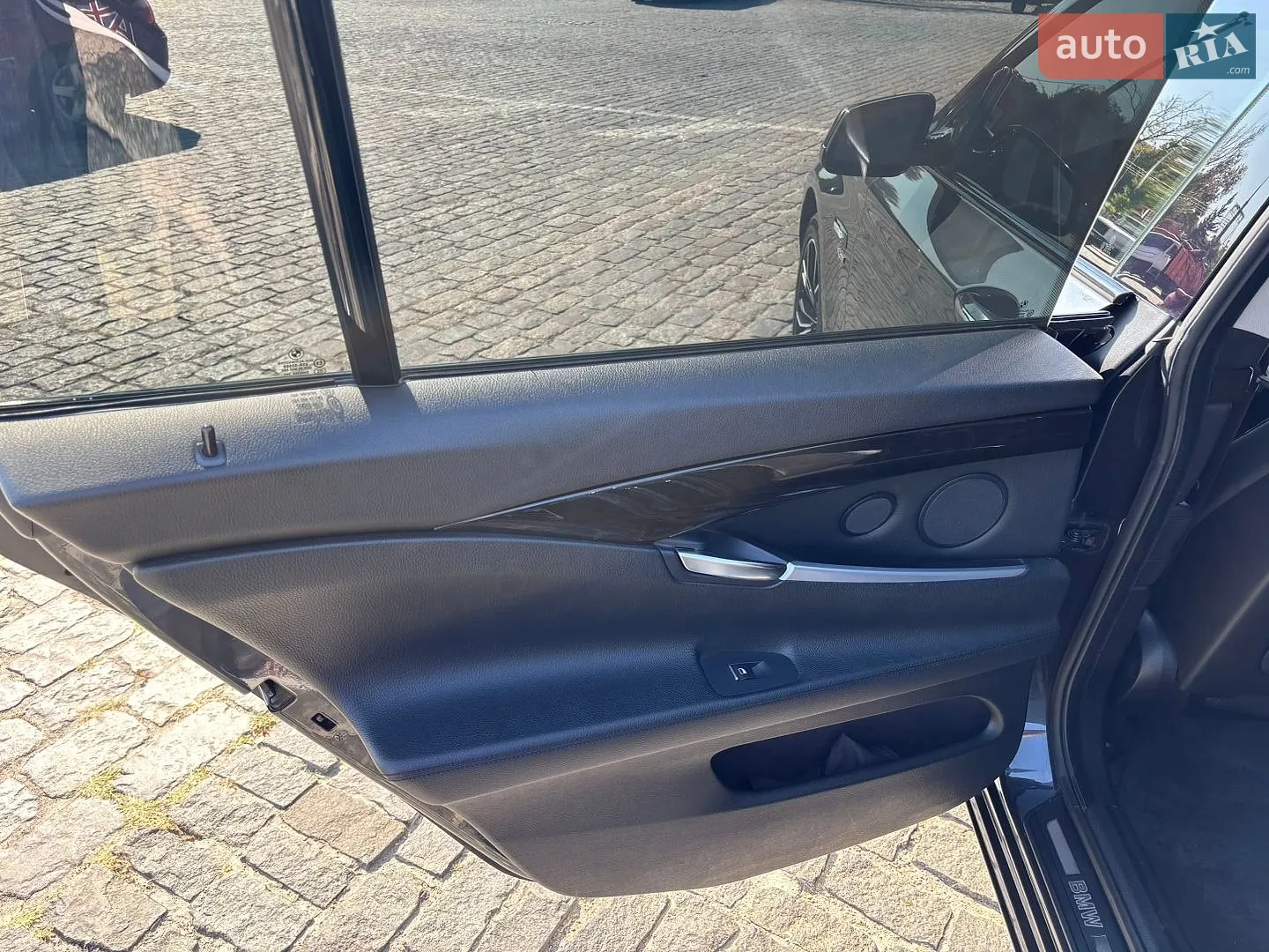 2011 BMW 5er - мініатюра 23