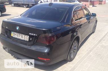Седан BMW 5 Series 2006 в 