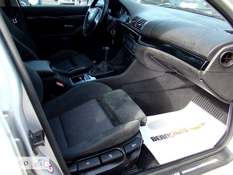Седан BMW 5 Series 2000 в Львове