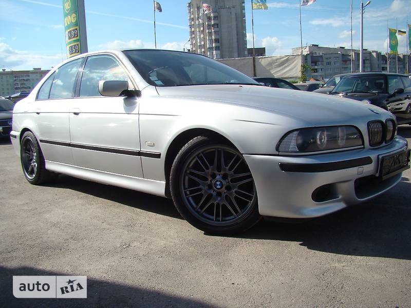 Седан BMW 5 Series 2000 в Львове