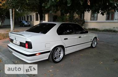 Седан BMW 5 Series 1994 в Одессе