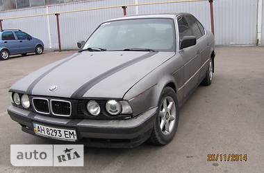 Седан BMW 5 Series 1992 в Розівці