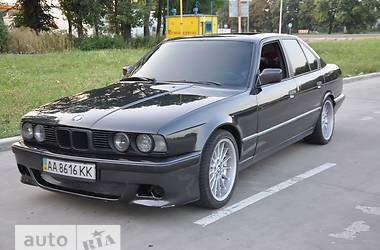 Седан BMW 5 Series 1990 в 