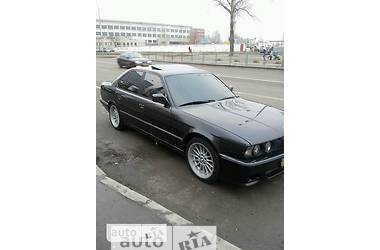 Седан BMW 5 Series 1990 в 