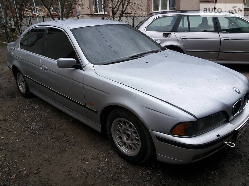 Седан BMW 5 Series 1998 в Хмельницком