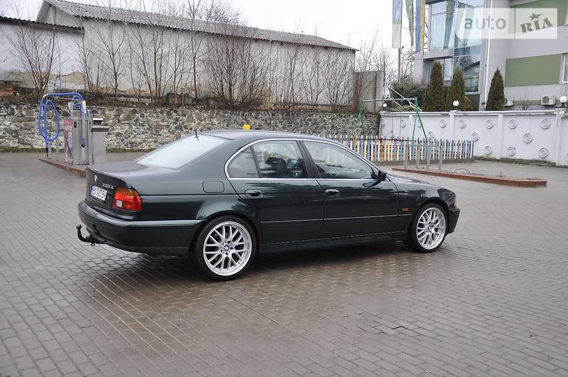 Седан BMW 5 Series 2002 в Ровно