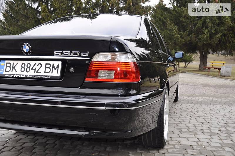 Седан BMW 5 Series 2003 в Ровно