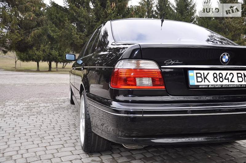 Седан BMW 5 Series 2003 в Ровно
