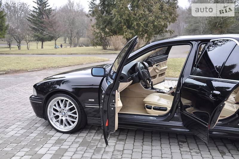 Седан BMW 5 Series 2003 в Ровно