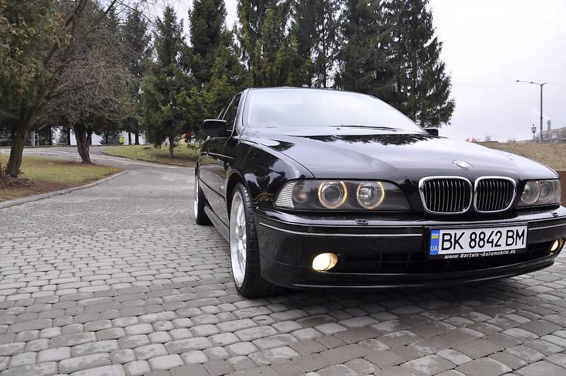Седан BMW 5 Series 2003 в Ровно
