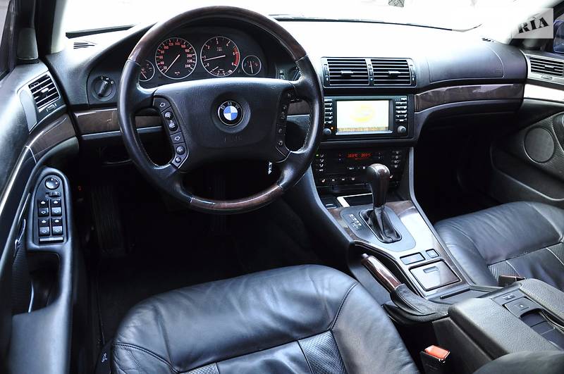 Седан BMW 5 Series 2003 в Ровно