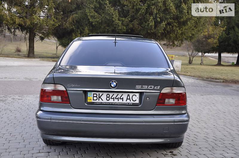 Седан BMW 5 Series 2003 в Ровно