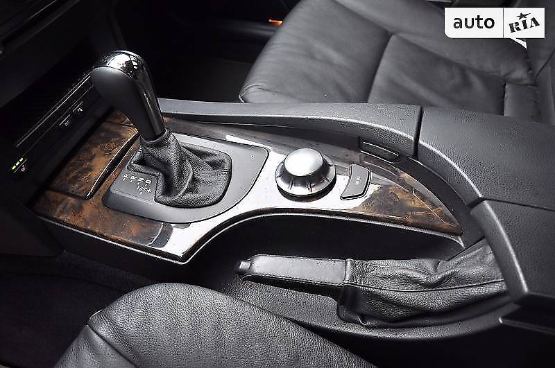 Седан BMW 5 Series 2004 в Ровно