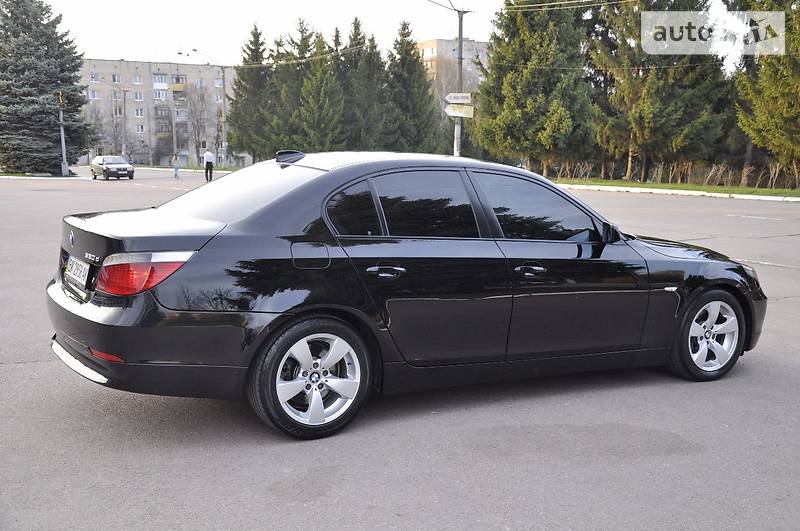 Седан BMW 5 Series 2004 в Ровно