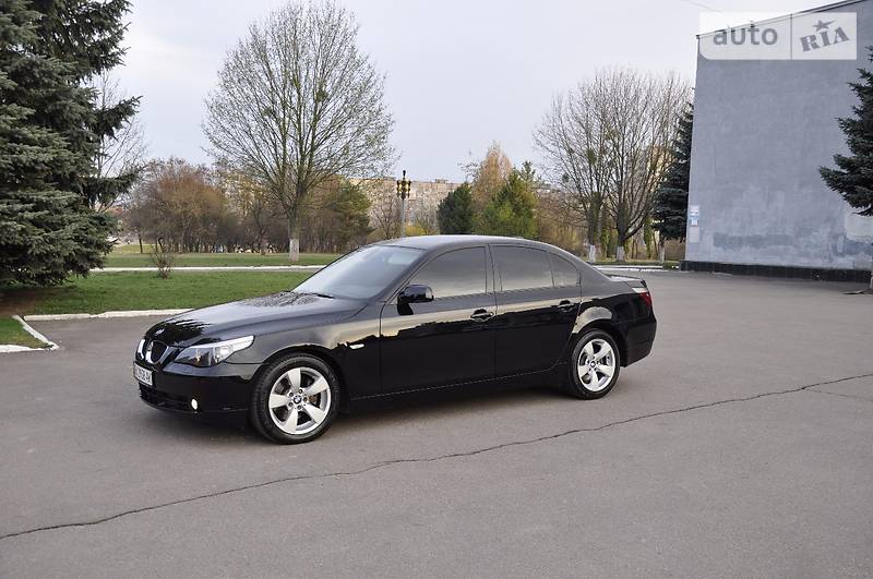 Седан BMW 5 Series 2004 в Ровно