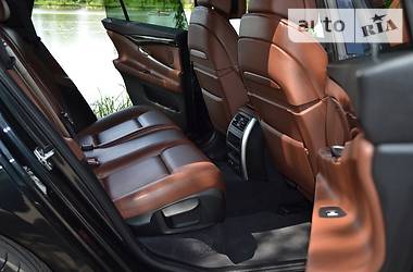 Седан BMW 5 Series 2011 в 
