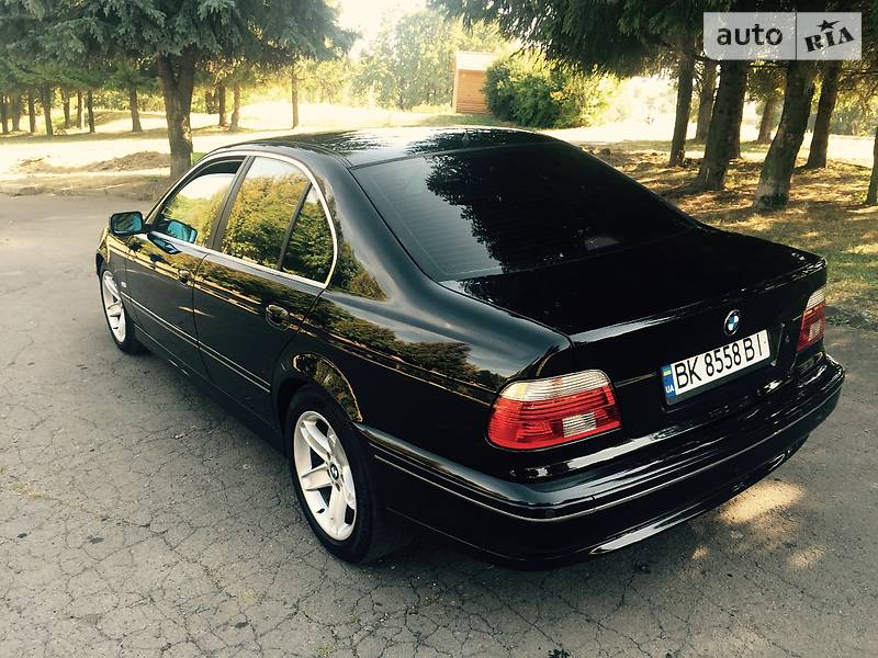 Седан BMW 5 Series 2003 в Ровно