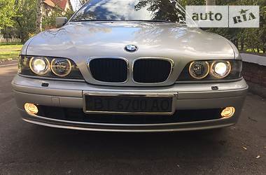 Седан BMW 5 Series 2000 в Новой Каховке