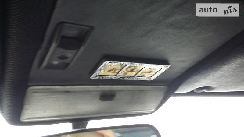 Седан BMW 5 Series 1993 в Бериславе