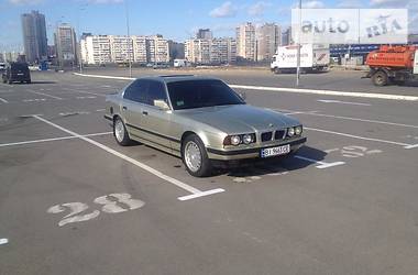 Седан BMW 5 Series 1989 в Киеве