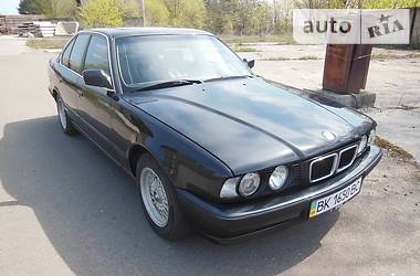 Седан BMW 5 Series 1991 в Вараше