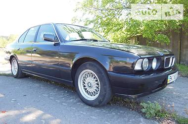 Седан BMW 5 Series 1991 в Вараше