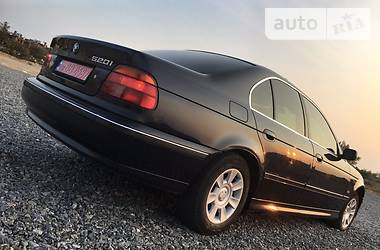 Седан BMW 5 Series 1999 в Энергодаре