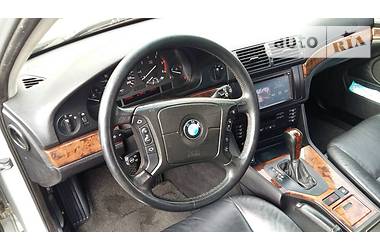 Седан BMW 5 Series 2000 в Ровно