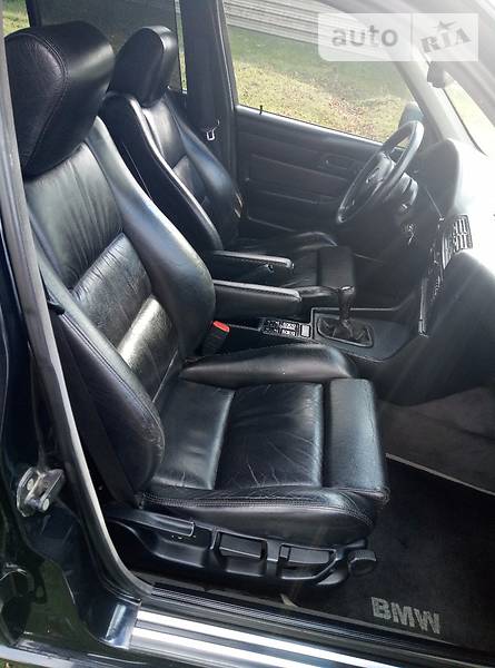 Седан BMW 5 Series 1990 в Запорожье