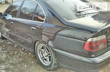 Седан BMW 5 Series 2001 в Тячеве