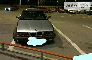 Седан BMW 5 Series 1991 в Харькове