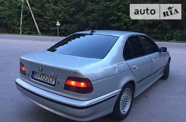 Седан BMW 5 Series 2000 в Хмельнике