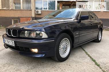  BMW 5 Series 2000 в Нетешине