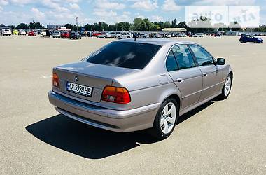 Седан BMW 5 Series 2001 в Харькове