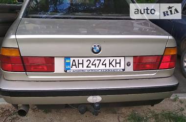 Седан BMW 5 Series 1989 в Киеве